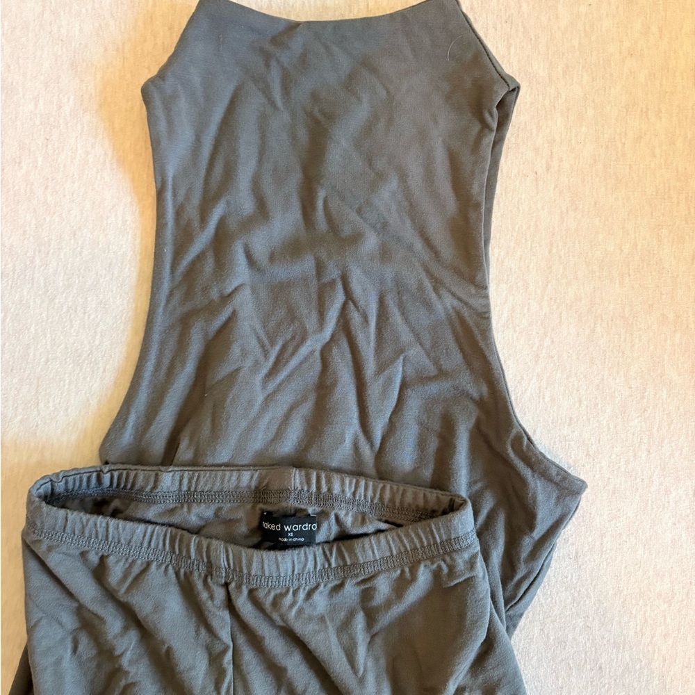 Naked Wardrobe Gray Sleeveless Bodysuit and Legging Set